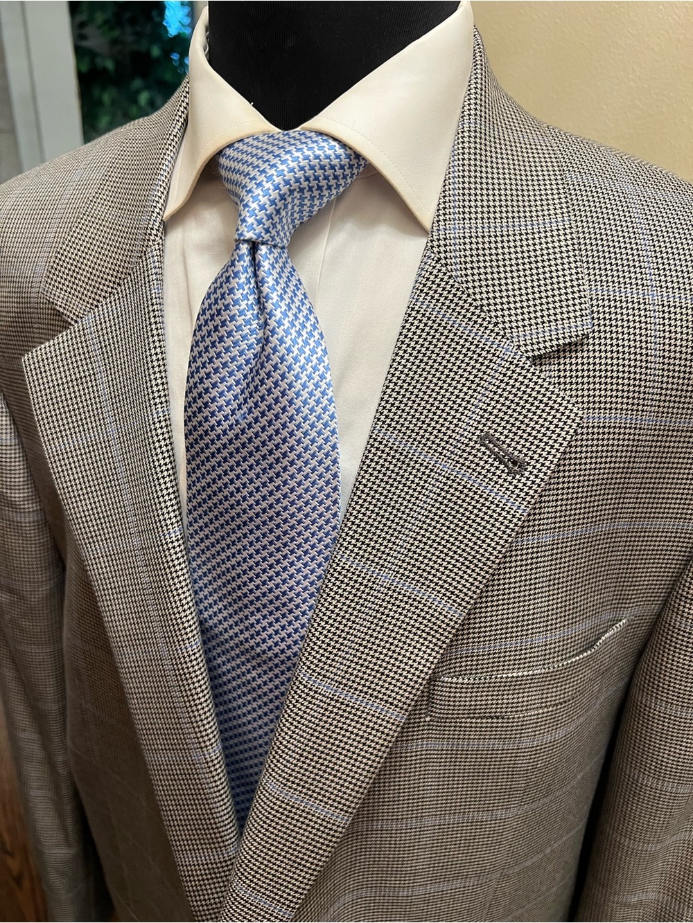 Jos A Bank Signature Collection Prince of Wales Sport Coat Blazer Gray Men 48L